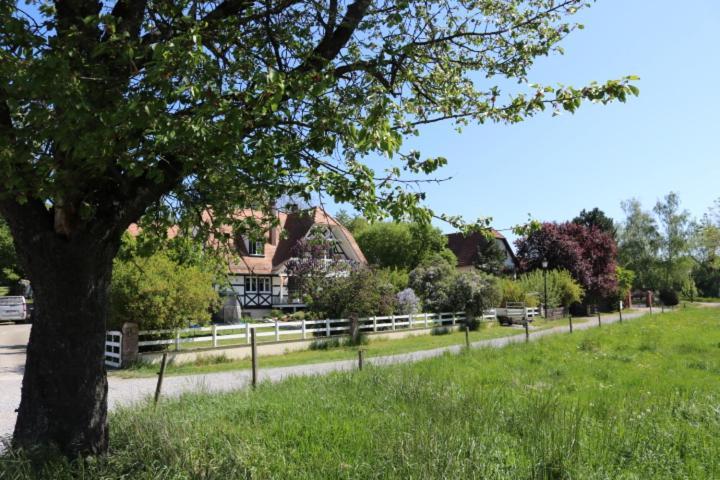 Romantik-Home Nordelsass - Ferienwohnung Fuer Selbstversorger Oberhoffen-les-Wissembourg Exterior photo